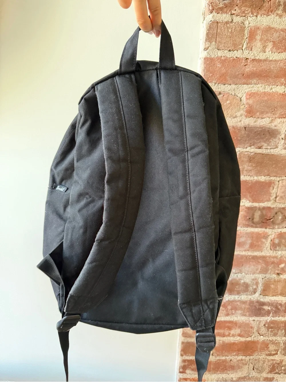 Herschel Supply Company simple black